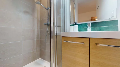Özel oda konumu 12 Rue René Duguay Trouin, 31400 Toulouse, France, 9 21 görüntüsü