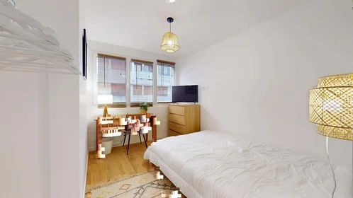 Privatzimmer in der 4 Rue Julia, 13005 Marseille, France, bild 1 von 20