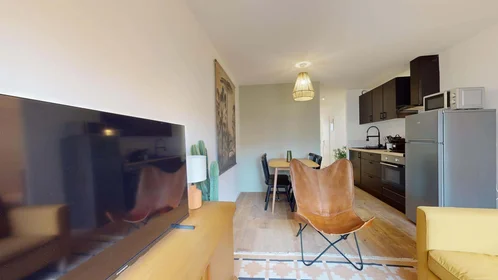 Privatzimmer in der 4 Rue Julia, 13005 Marseille, France, bild 14 von 20