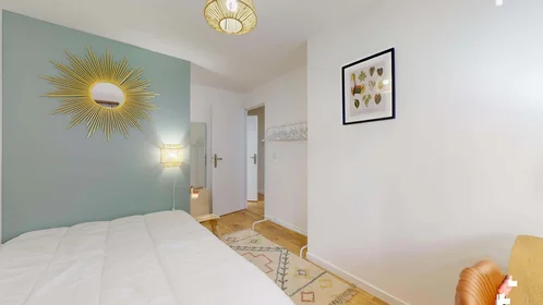 Privatzimmer in der 4 Rue Julia, 13005 Marseille, France, bild 7 von 20