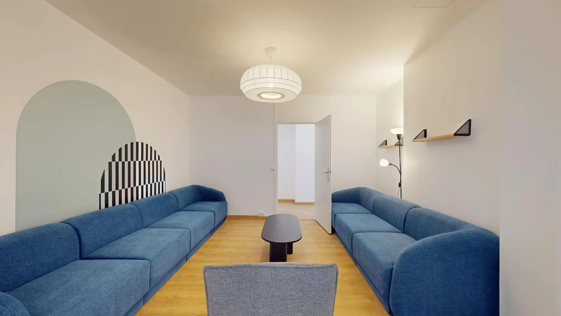 Chambre confortable pour étudiants disponible dans