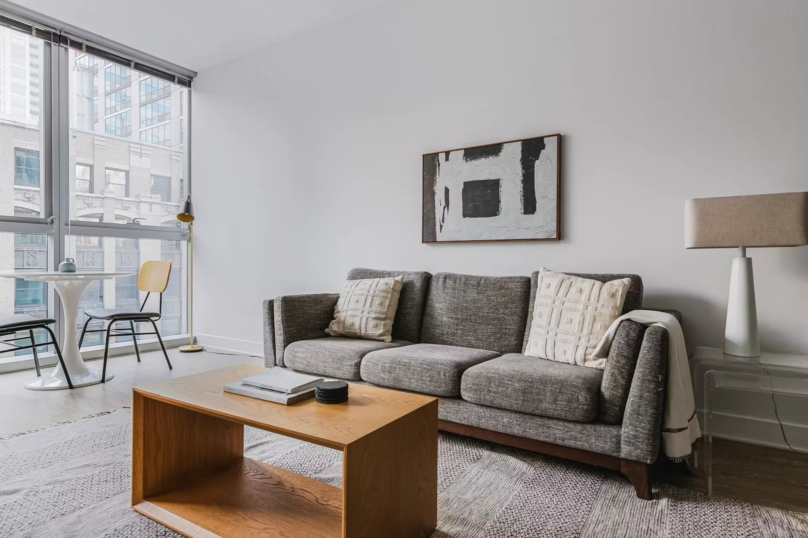 North Garland Court, Chicago Loop
