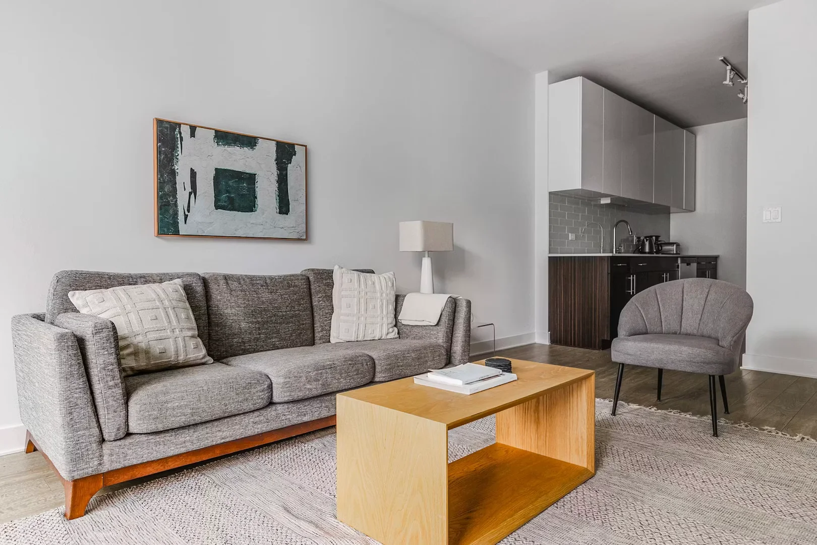 North Garland Court, Chicago Loop