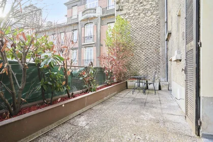 Private room at 2 Pl. du Chapitre, 51100 Reims, France, image 15 of 15