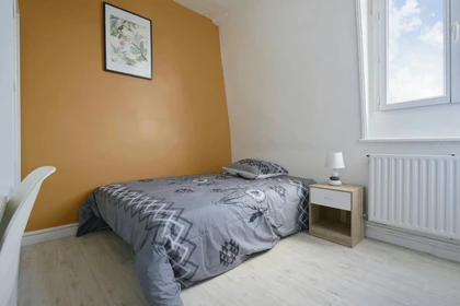 Quarto barato em Roubaix