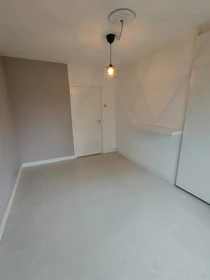 Quarto para alugar num apartamento partilhado em Amsterdam