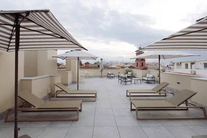 Entire apartment at Calle Lazcano, Distrito Centro, image 1 of 10