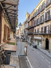 Stanza privata in Tribunali-Kalsa, Palermo, immagine 11 di 22