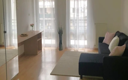 Studio à Petneházy utca, image 1 de 20