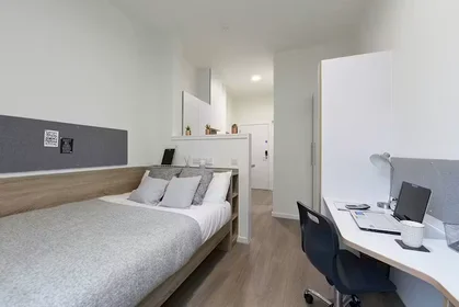 Habitación privada en 200 St James Rd, Glasgow G4 0NT, United Kingdom, imagen 21 de 22