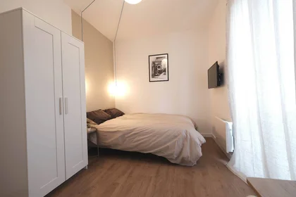 Private room at Cannes, 06400, image 26 of 29