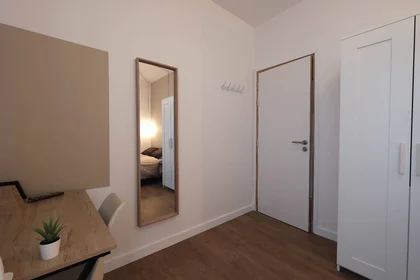 Private room at Cannes, 06400, image 28 of 29
