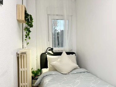 Günstiges Privatzimmer in Madrid