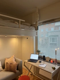 Habitación privada muy luminosa en Stockholm