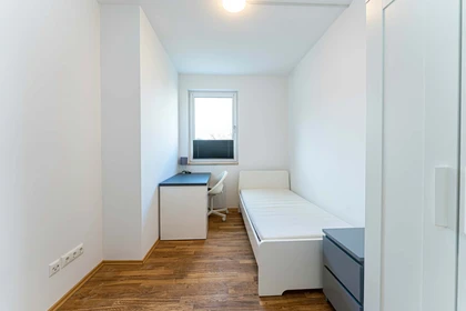 Room for rent with double bed Berlin