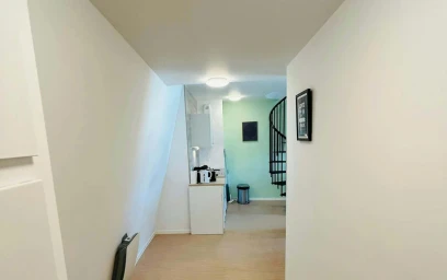 Gesamte Unterkunft in der 10 Rue Lieutenant Herduin, 51100 Reims, France, bild 14 von 14