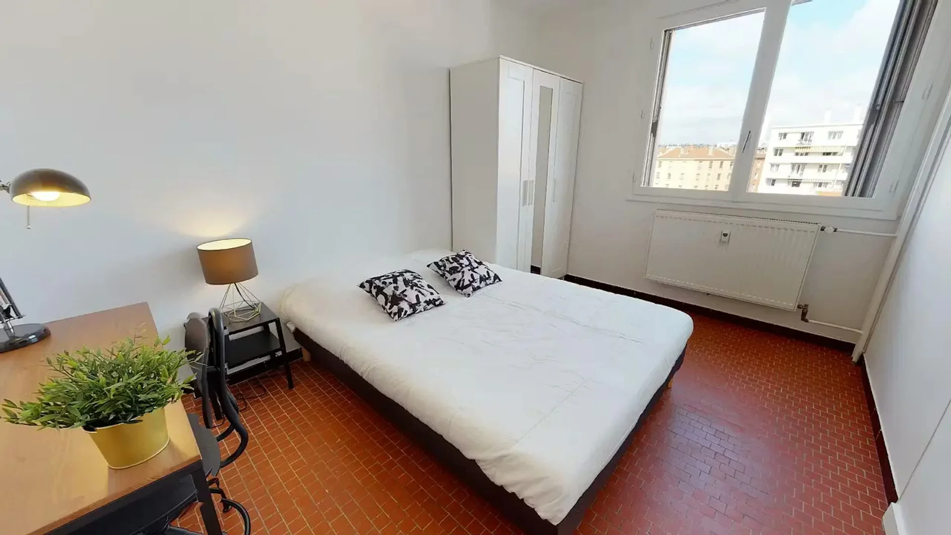 Komfortables und geräumiges Studentenzimmer in