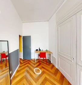 Habitación privada muy luminosa en Lyon