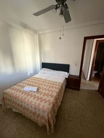 Habitación privada barata en Malaga