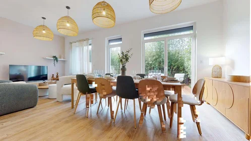 Habitación privada en 156 Av. de Lavaur, 31500 Toulouse, France, imagen 7 de 26