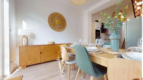 Habitación privada en 156 Av. de Lavaur, 31500 Toulouse, France, imagen 10 de 26