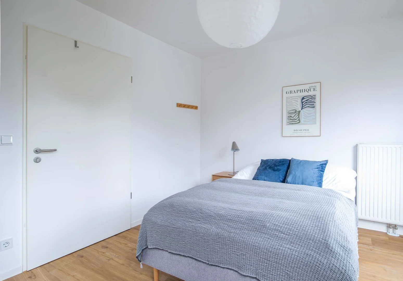 Budget-friendly student room close to campus in 