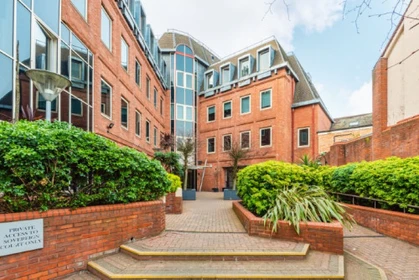 Chambre privée à Gravity Co Hounslow Central London TW3 3GB, image 1 de 10