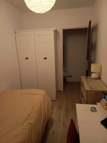 Stanza privata in Juliana Tuwima 1/1, immagine 1 di 8