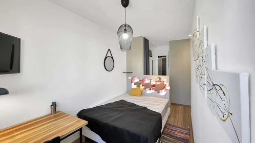 Quarto para alugar num apartamento partilhado em Toulouse