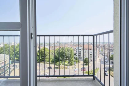 Quarto privado em 4 Pl. Général Patton, 10000 Troyes, France, imagem 21 de 21