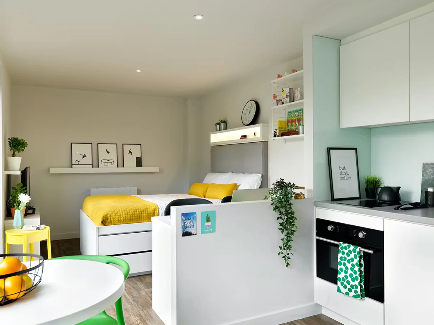 Cozy room for students available in 