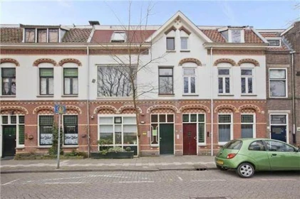 Apartamento entero totalmente amueblado  en Utrecht