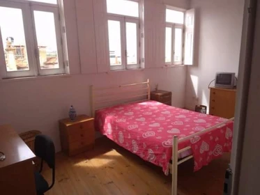 Coimbra de çift kişilik yataklı kiralık oda