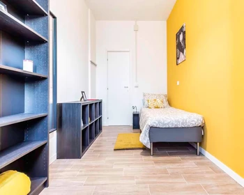 Renting rooms by the month in Bologna