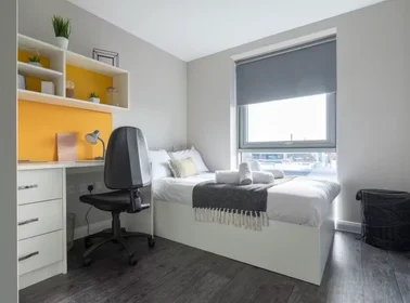 Habitación privada en Devon St, Liverpool L3 8HA, United Kingdom, imagen 9 de 49