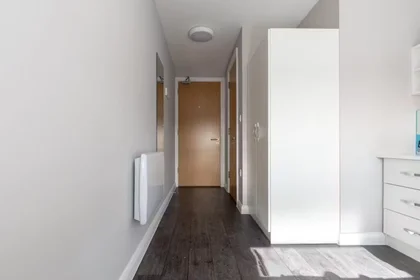 Habitación privada en Devon St, Liverpool L3 8HA, United Kingdom, imagen 10 de 49