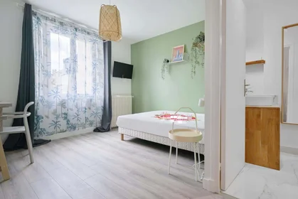 Özel oda konumu 271 Rue d'Estienne d'Orves, 92700 Colombes, France, 4 40 görüntüsü