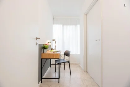 Quarto privado em Via Enrico Toti, imagem 3 de 16