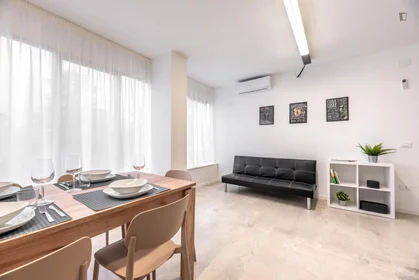 Quarto privado em Via Enrico Toti, imagem 5 de 16
