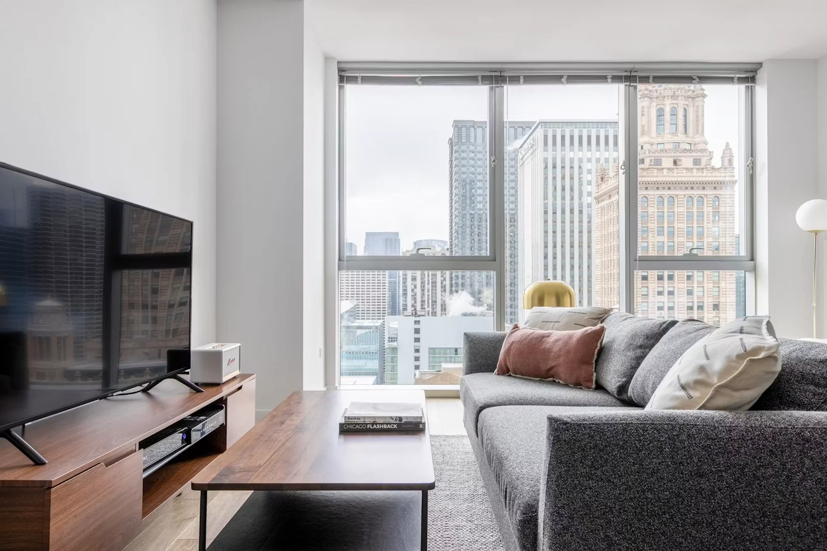 North Garland Court, Chicago Loop