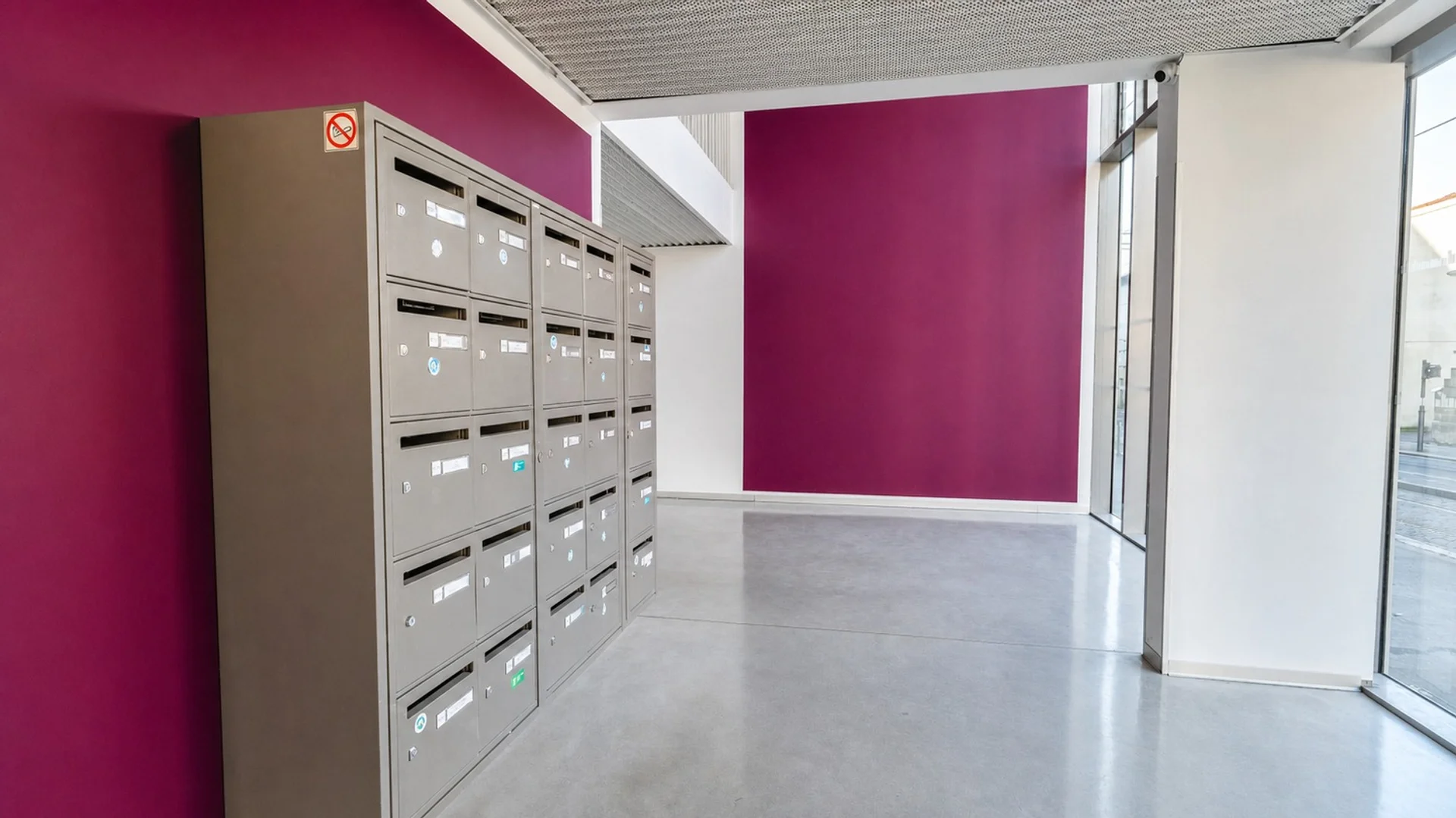 Budget-friendly student room close to campus in 
