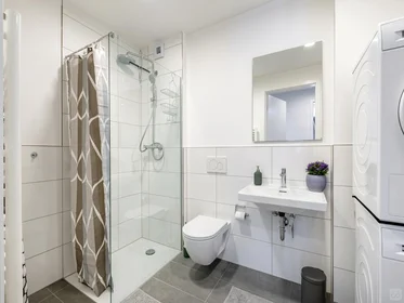 Quarto privado em Maxvorstadt, Munich, imagem 15 de 17