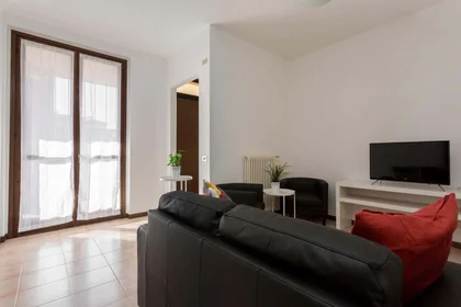 Habitación privada en Via Comune Antico, 65, 20126 Milano MI, Italy, imagen 5 de 13