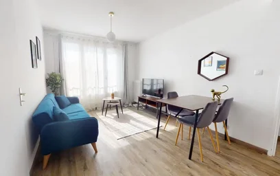 Appartamento con 2 camere da letto a {area}