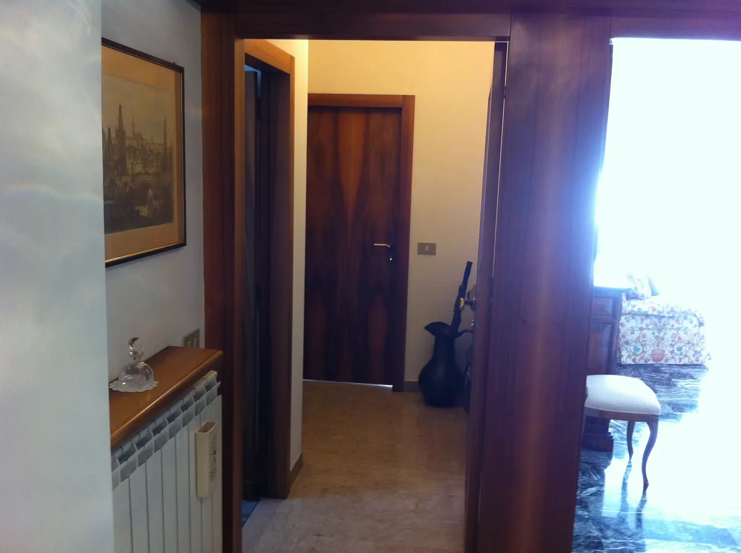 Quarto acolhedor para estudantes disponível em