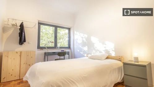 Privatzimmer in der R. da Beneficência, bild 14 von 18