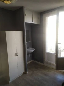 Chambre à louer dans un appartement en colocation à Rennes