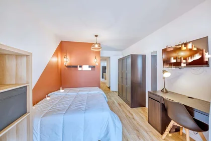 Privatzimmer in der 25 Rue Puget, 06100 Nice, France, bild 2 von 13