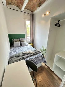 Room for rent with double bed Barcelona