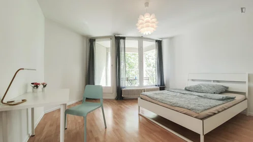 Quarto privado em Gneisenaustraße, imagem 1 de 10